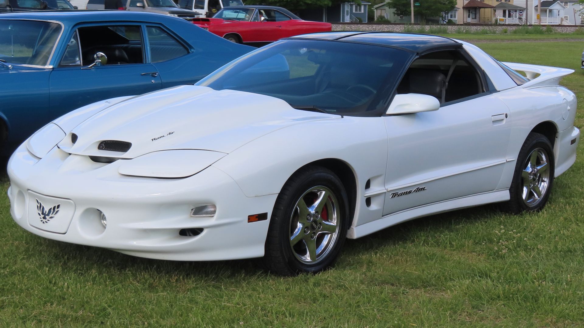 File:1998 Pontiac Firebird Trans Am coupe, front left, 05-26-2025.jpg