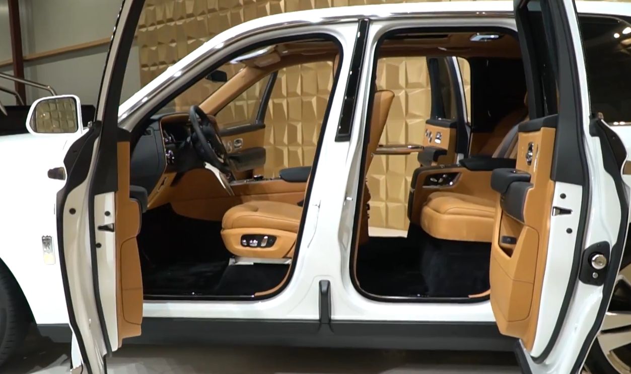 Rolls Royce Cullinan