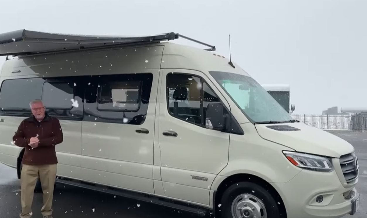 2024 Winnebago Boldt