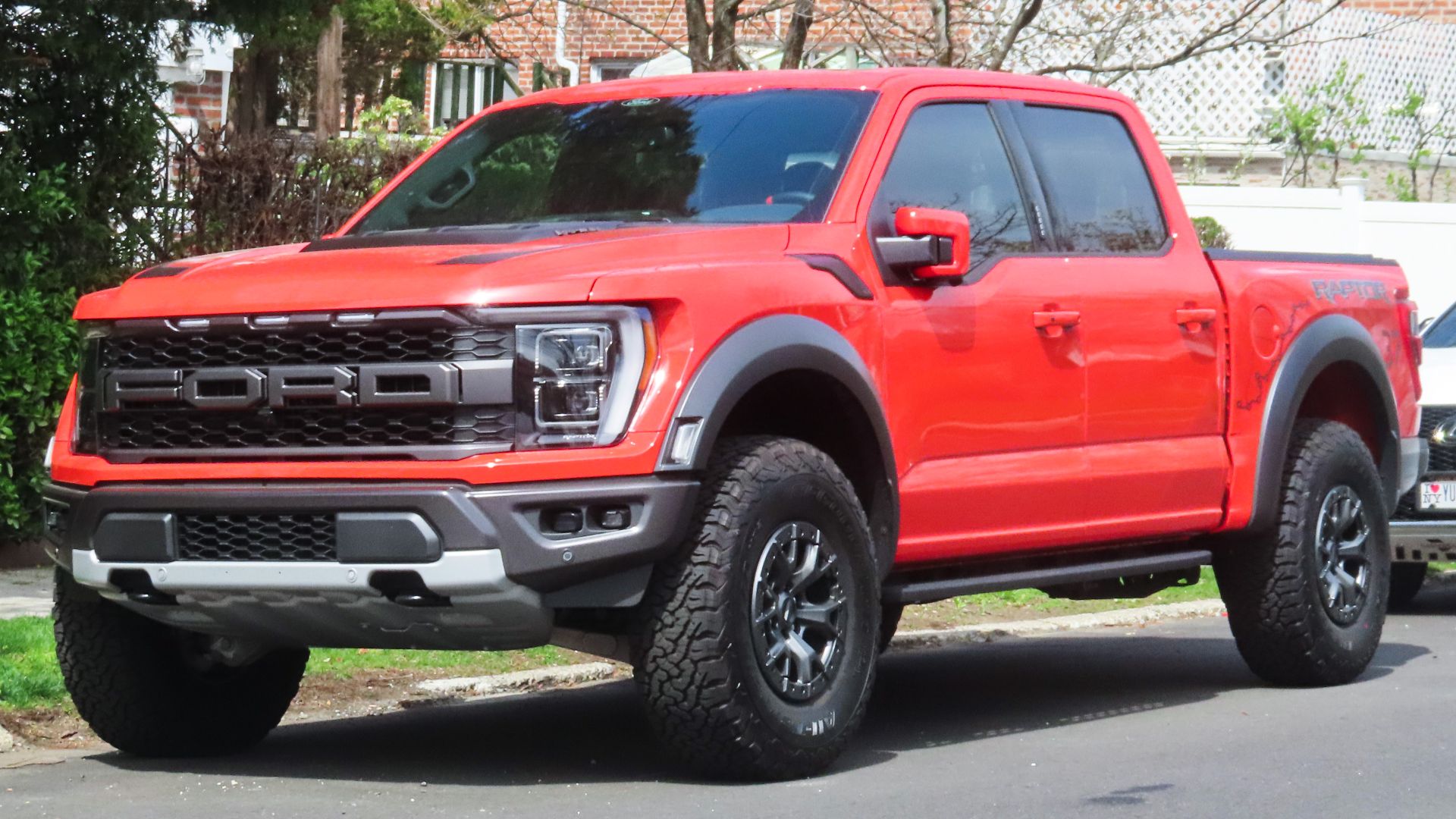 File:2021 Ford F-150 Raptor, front.jpg