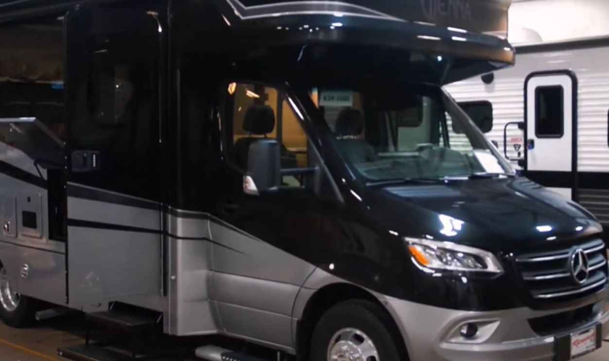 2024 Storyteller Overland MODE LT