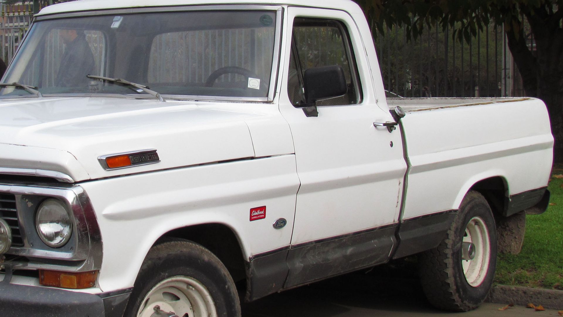 File:Ford F-100 1970 (15161729615).jpg