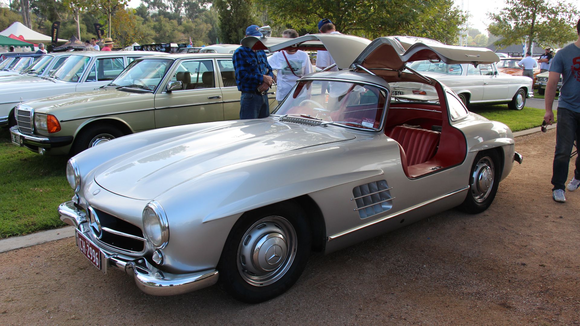 File:1956 Mercedes Benz 300 SL Gullwing (15345035681).jpg