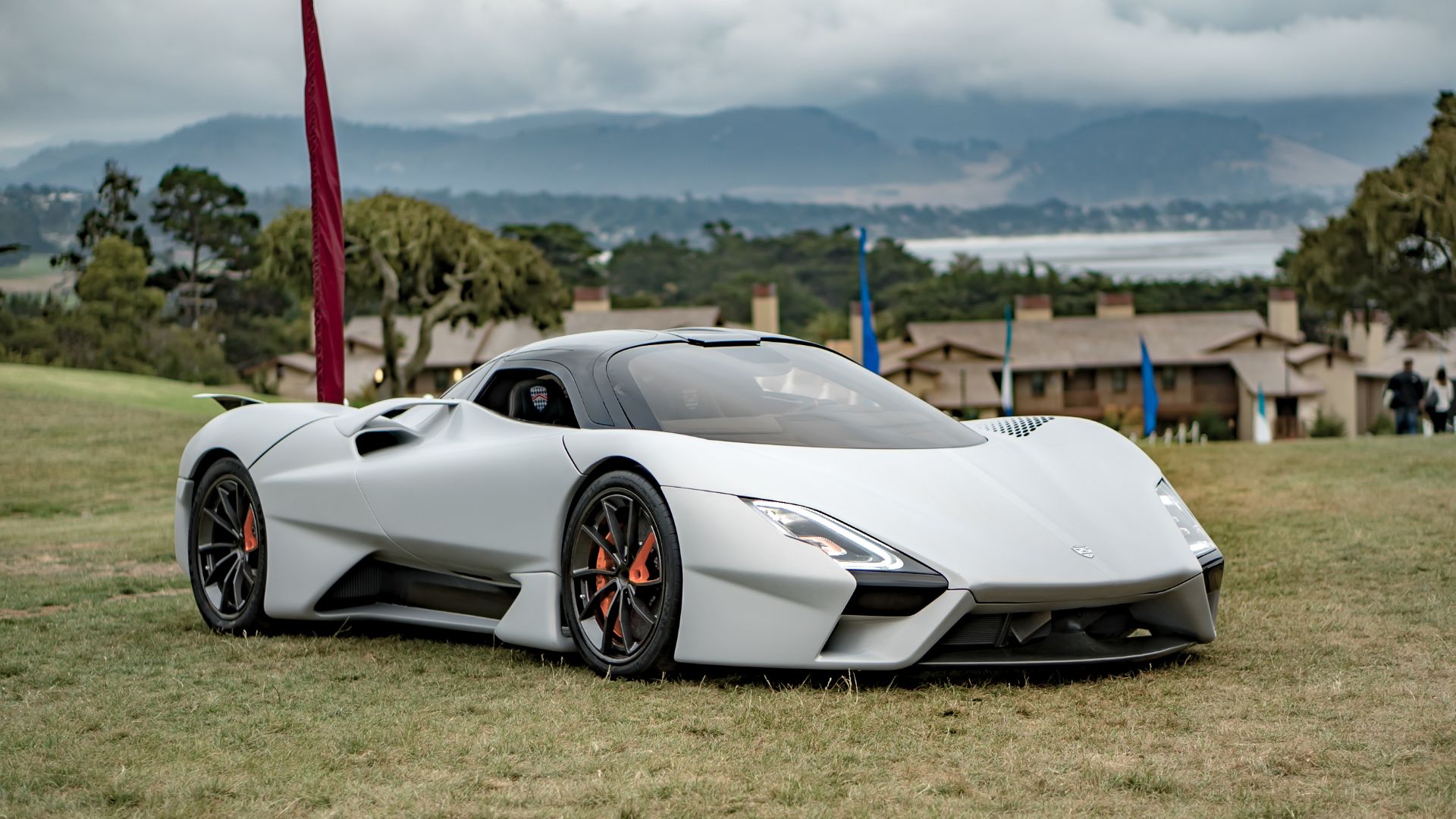 File:2019 SSC Tuatara at Pebble Beach Press Conference.jpg