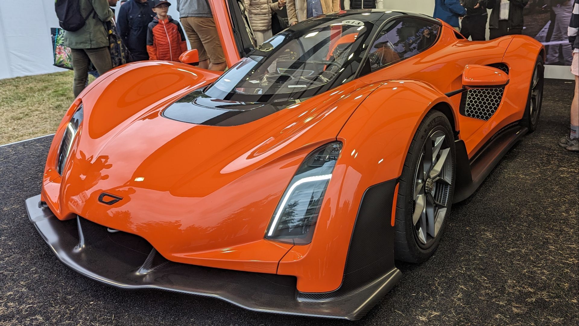 File:Czinger 21C V Max.jpg