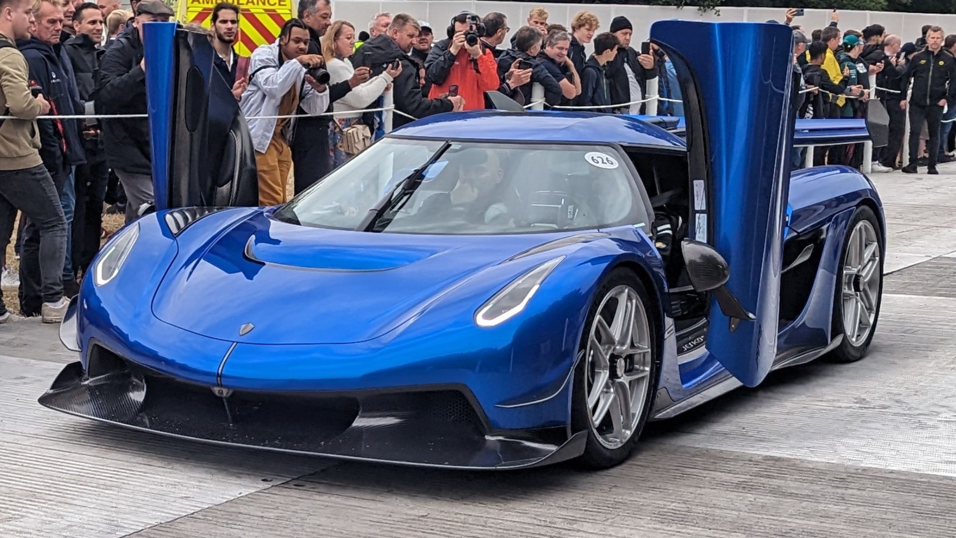 File:2023 Koenigsegg Jesko Attack 1.jpg