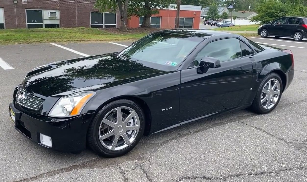 Cadillac XLR-V (2006)