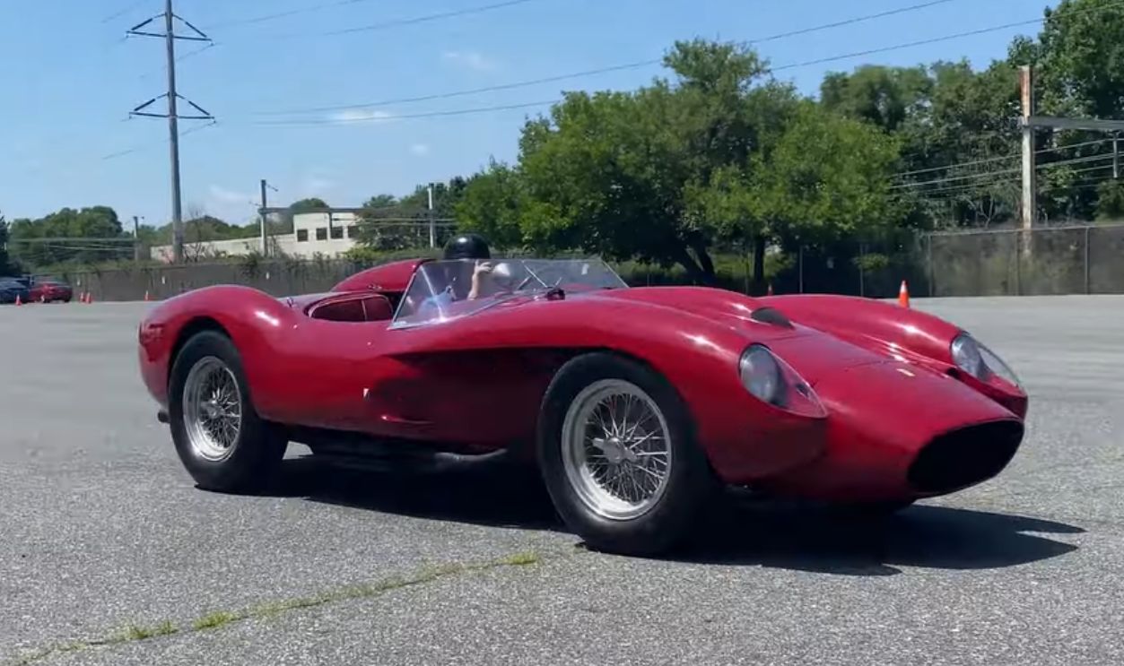 1958 Ferrari 250 Testa Rossa Spyder–Specs