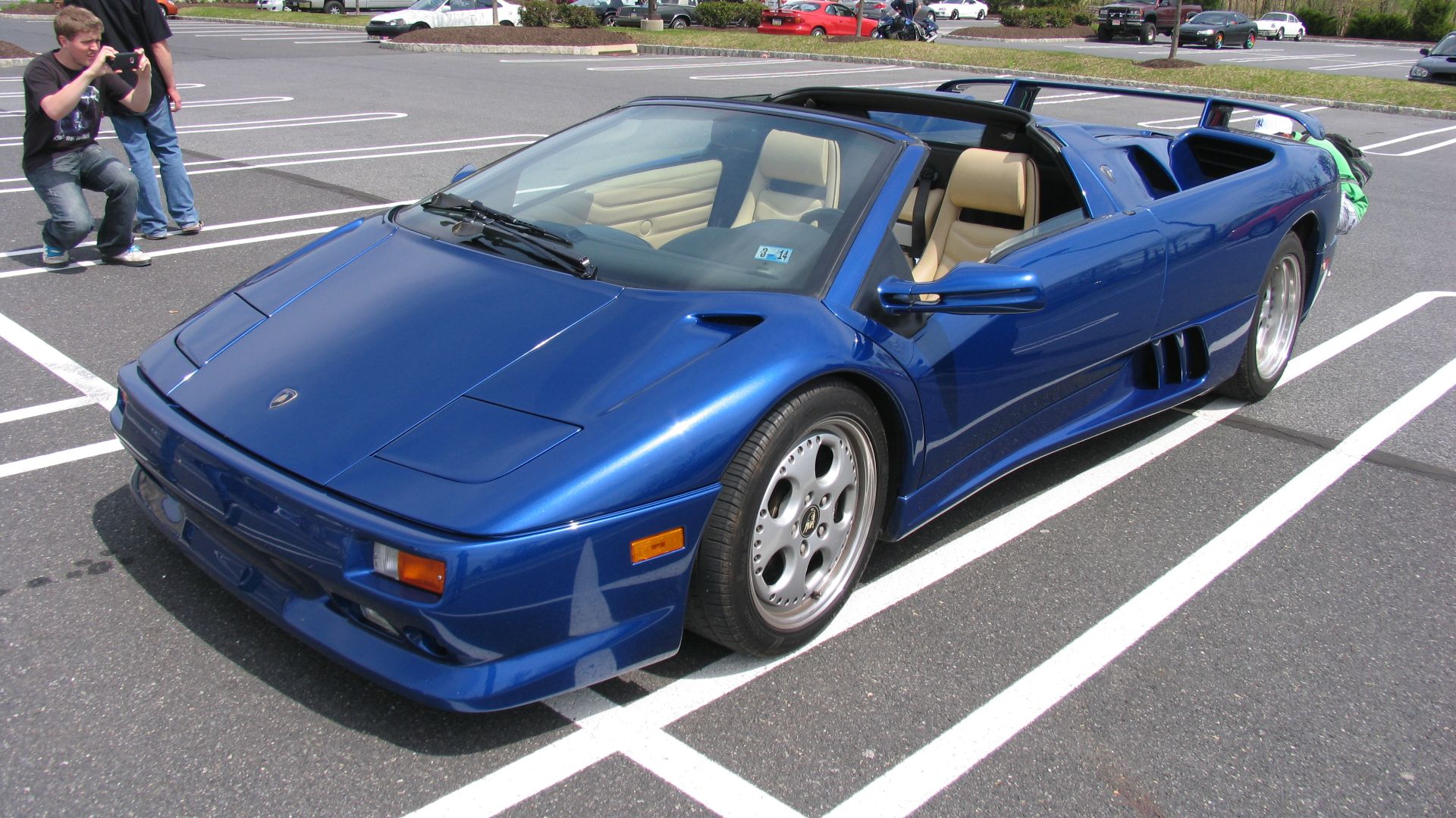 File:Lamborghini Diablo VT (8689934884).jpg
