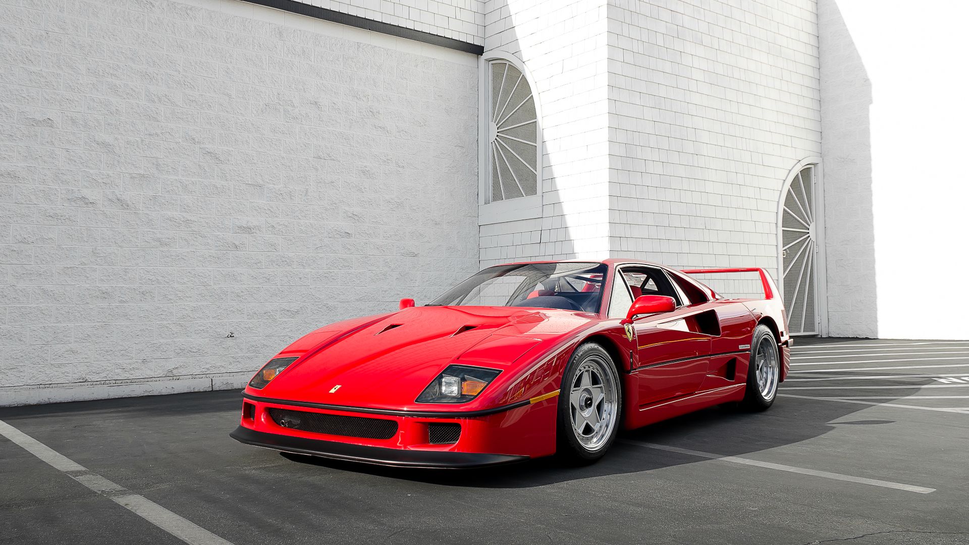 File:Ferrari F40 (14506113383).jpg