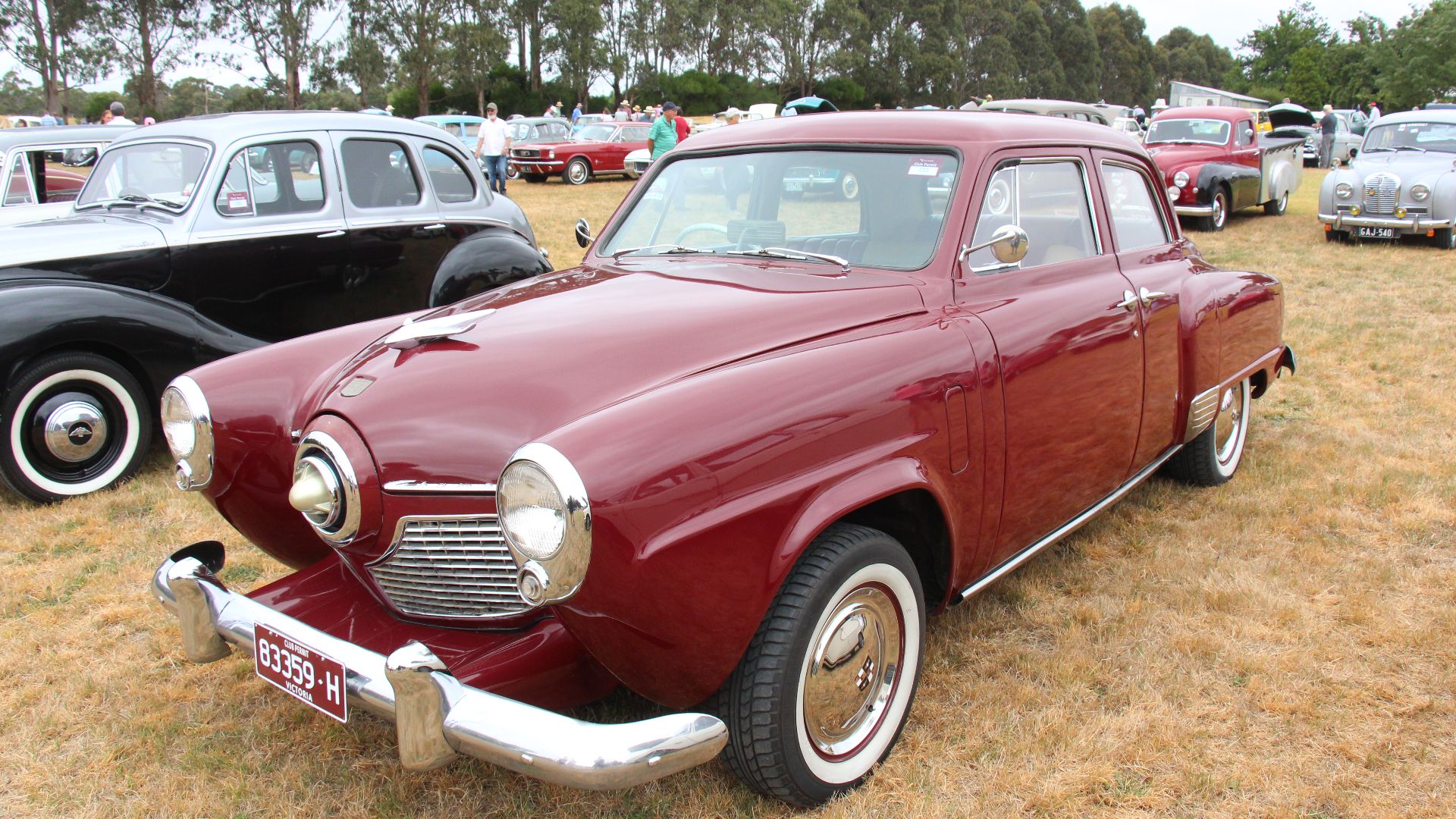File:1951 Studebaker Champion Deluxe Sedan (32948571918).jpg