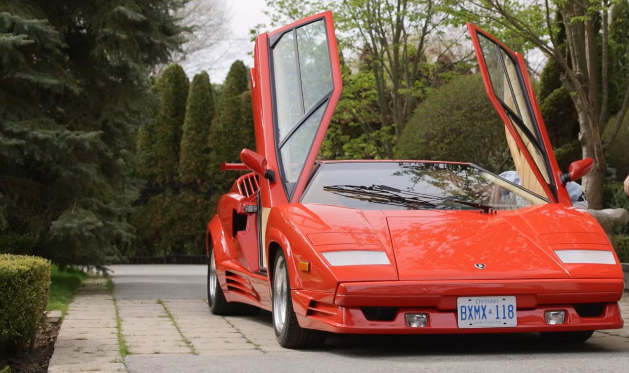 Lamborghini Countach 
