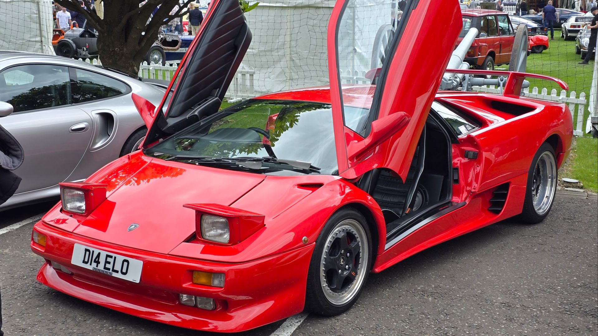 File:1991 Lamborghini Diablo Doors Open LC24.jpg