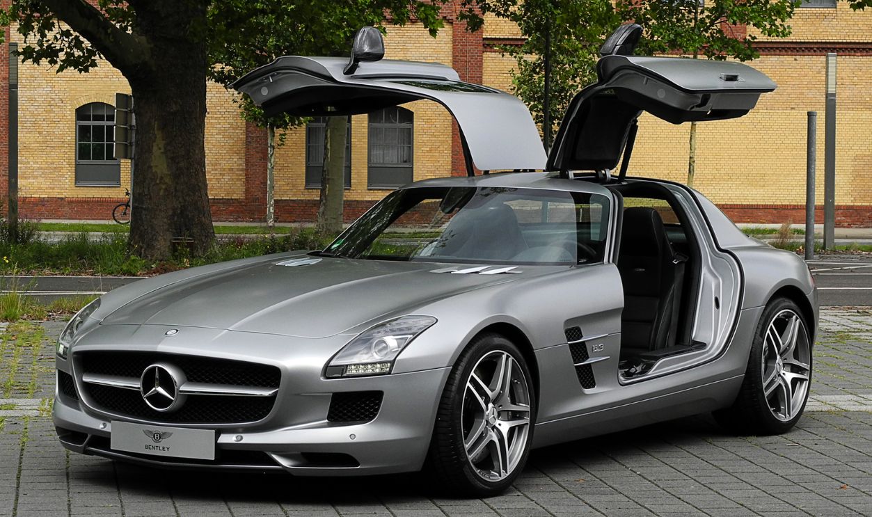 Mercedes SLS AMG 