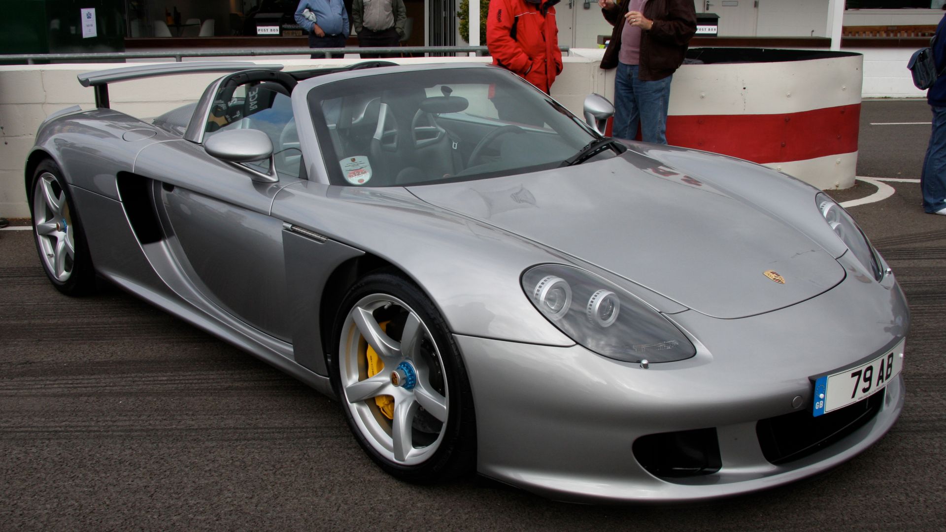 File:Porsche Carrera GT - Goodwood Breakfast Club (July 2008).jpg