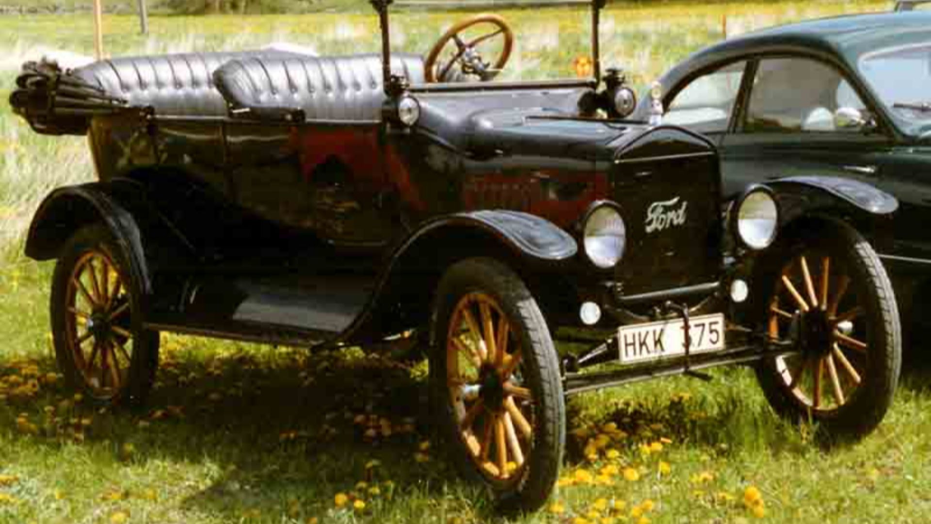 File:1917 Ford Model T Touring HKK375.jpg