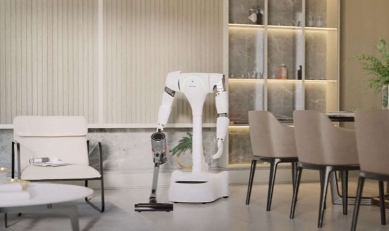 Robo-Maids and AI Help