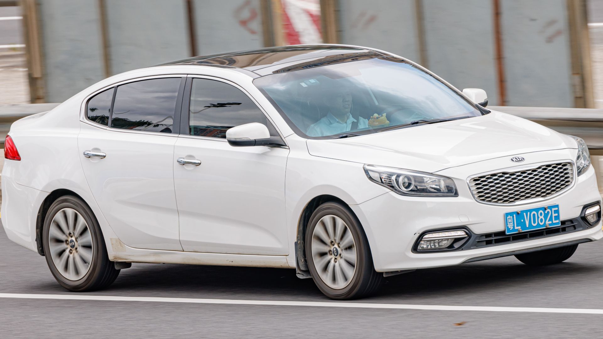 File:KIA K4 China (4).jpg