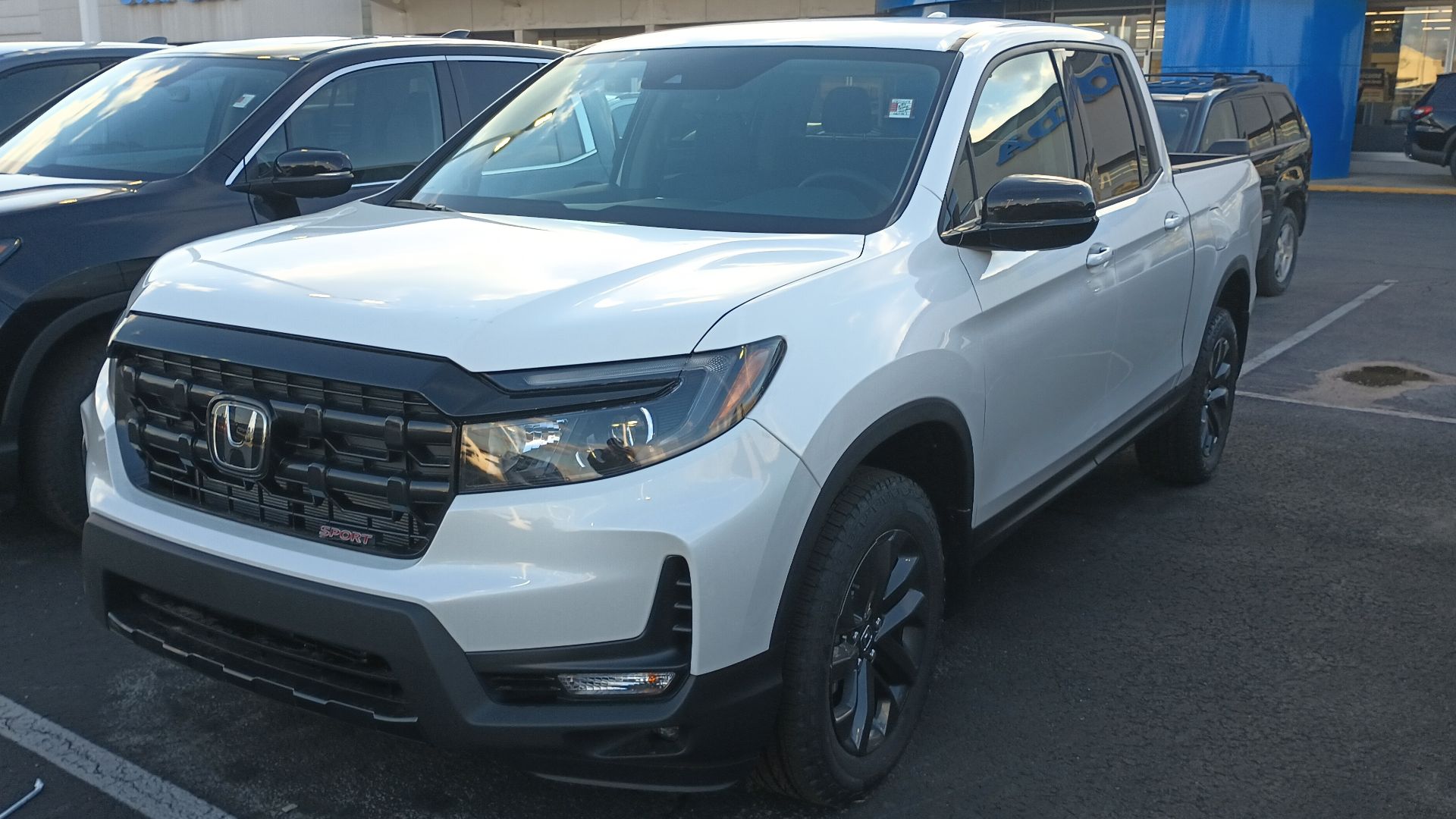 File:2024 Honda Ridgeline front view.jpg