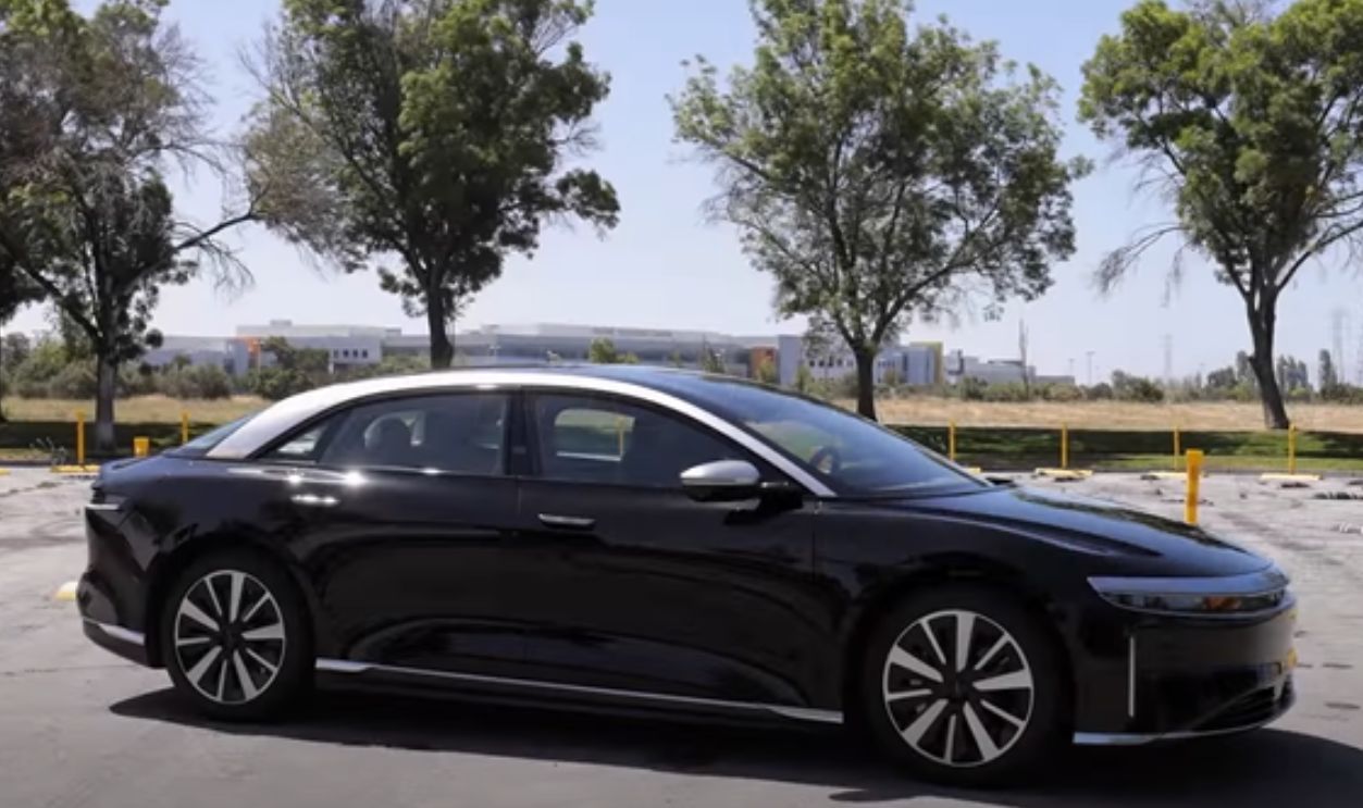 Lucid Air Dream Edition Range