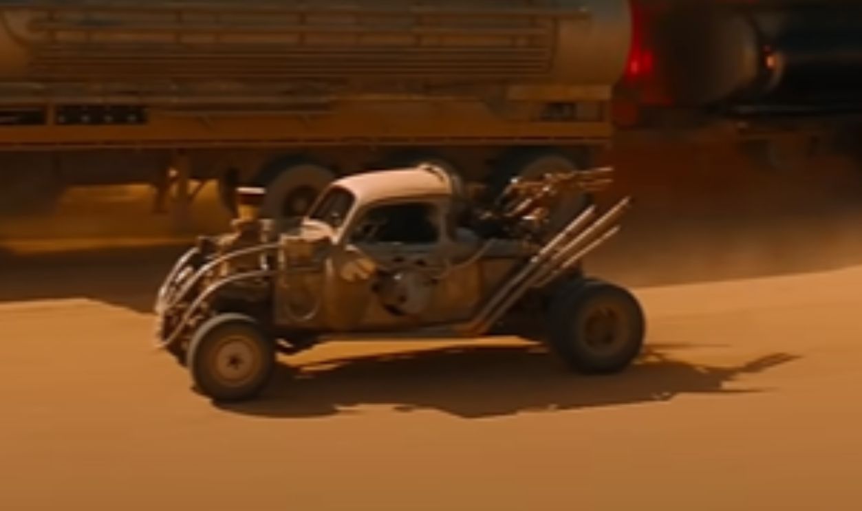 Screenshot from Mad Max: Fury Road (2015)
