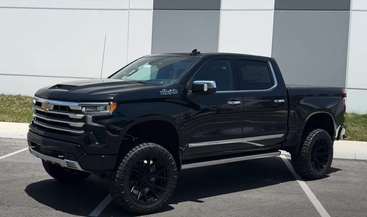 Chevrolet Silverado High Country