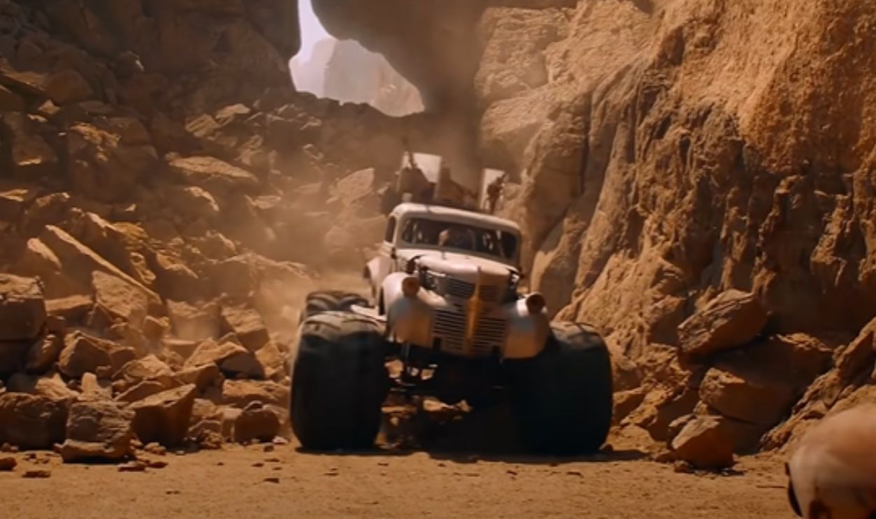 Screenshot from Mad Max: Fury Road (2015)