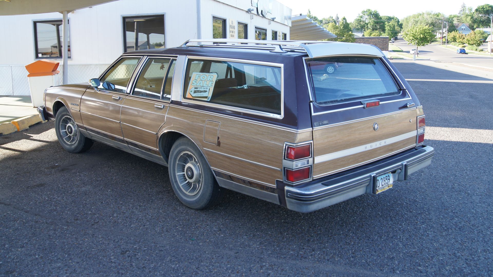 File:90 Buick Estate (7416983460).jpg