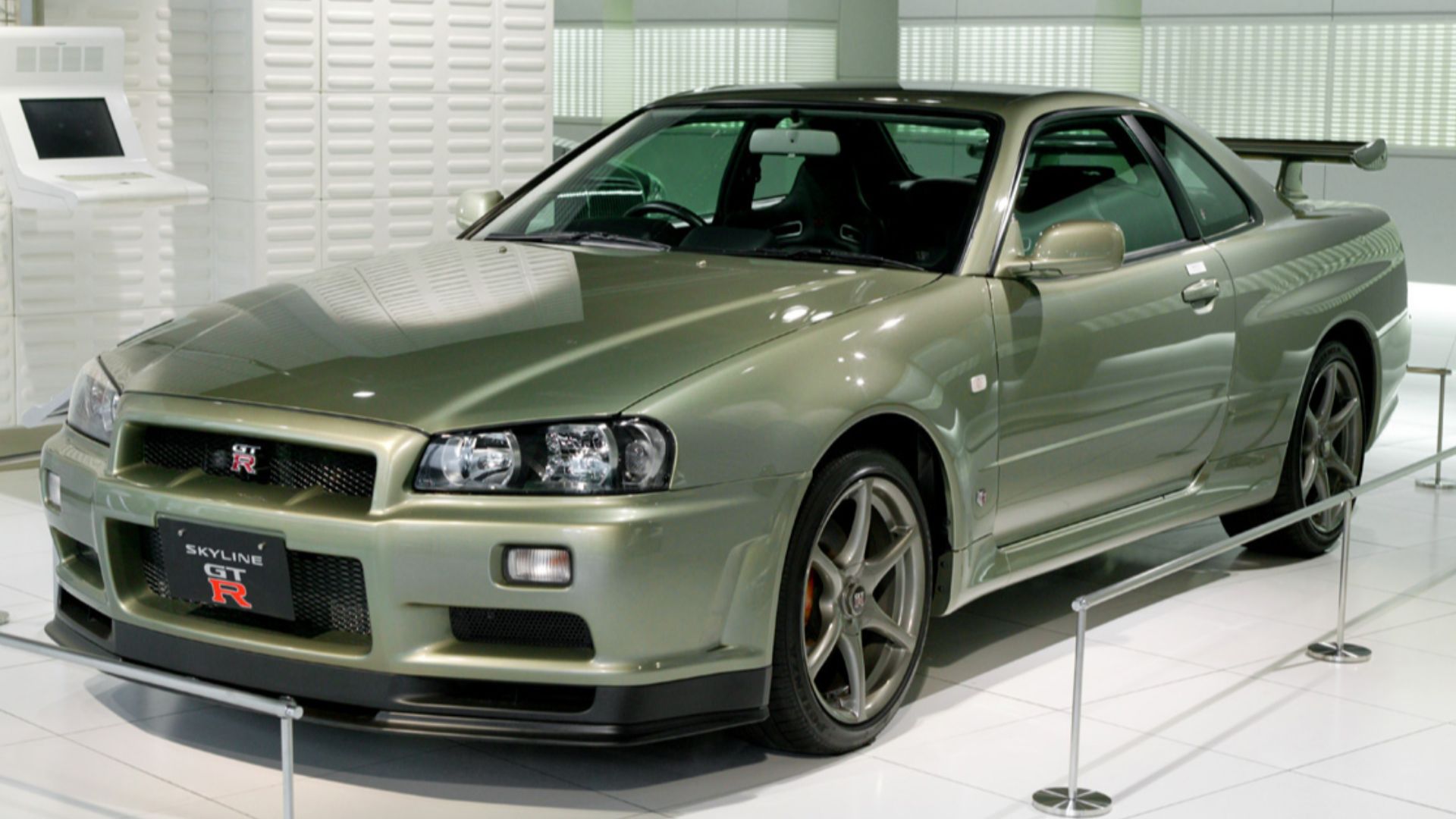 File:Nissan Skyline R34 GT-R Nür 001.jpg