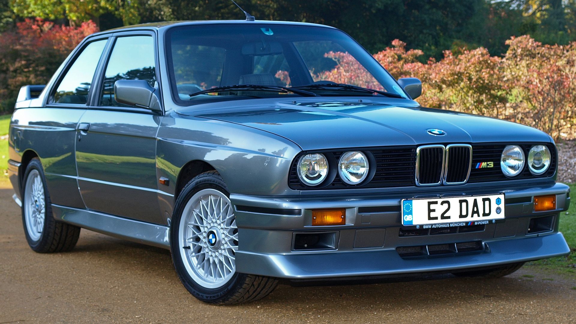 File:Grey BMW M3 E30 fr.jpg