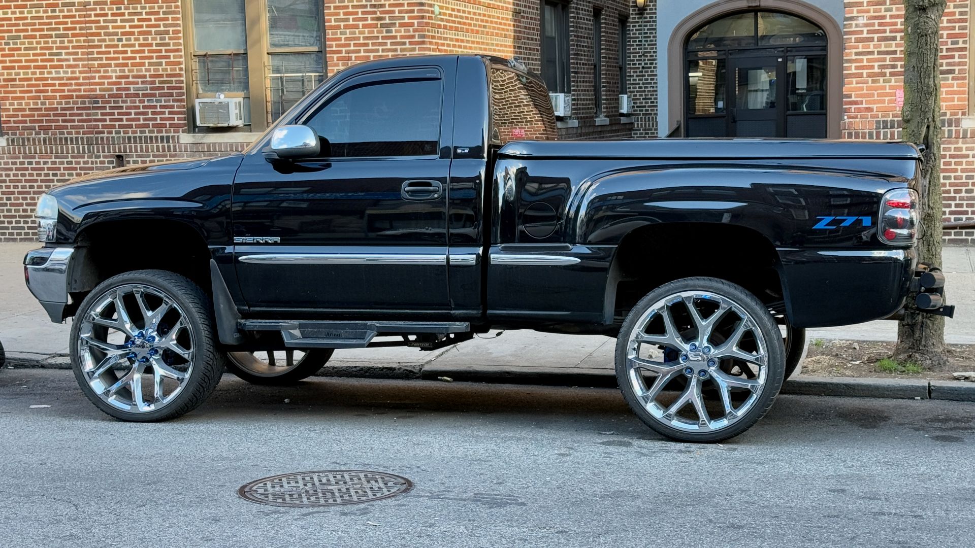 File:GMC Sierra 1500 Z71.jpg