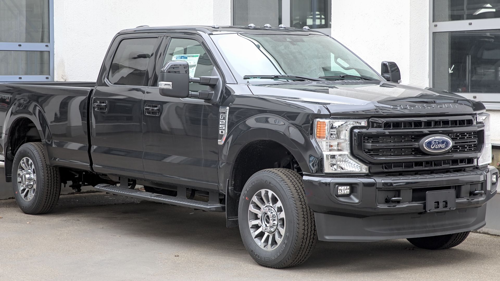 File:Ford F-250 Super Duty (P558) 1X7A7058.jpg