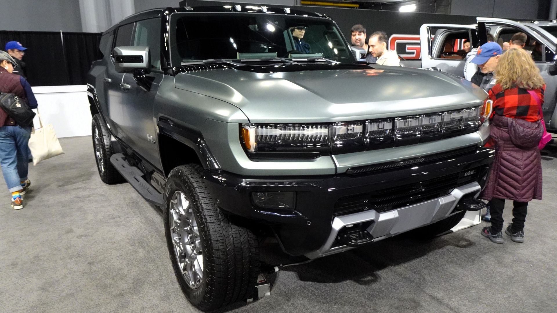 File:GMC Hummer EV Edition 1 SUV (2024) (53625710670).jpg