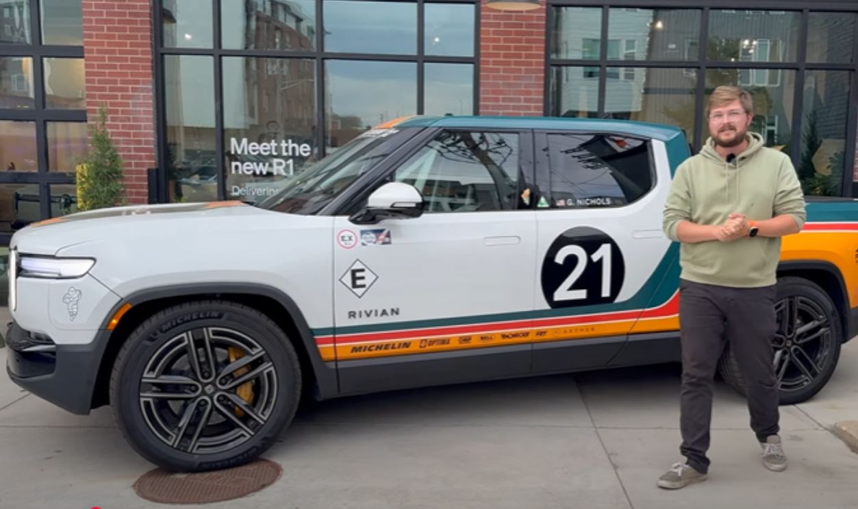 Rivian R1T (Quad-Motor)