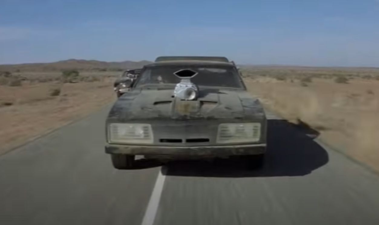 Screenshot from Mad Max 2 (1981)
