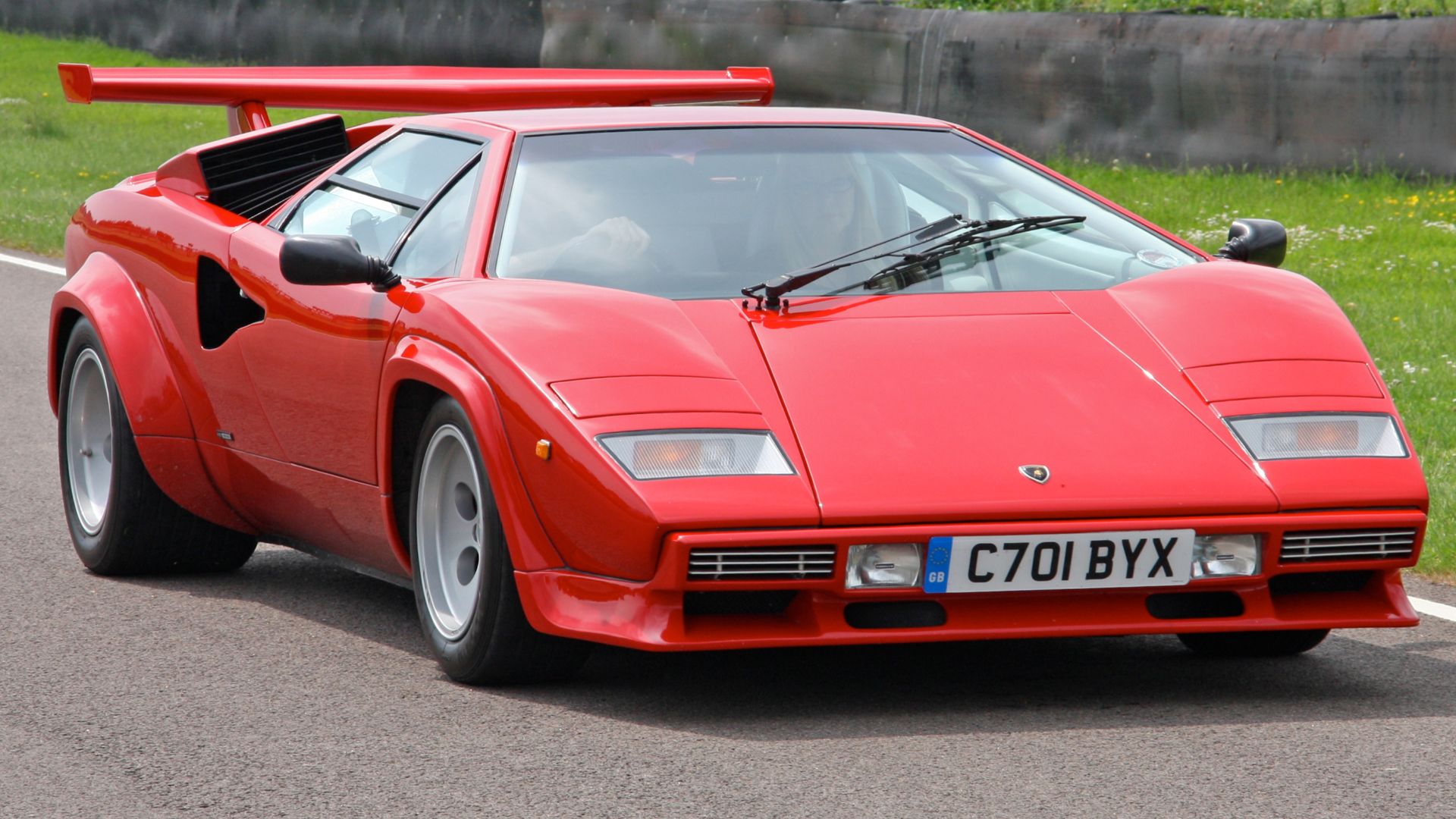 File:Lamborghini Countach - Flickr - exfordy (2).jpg