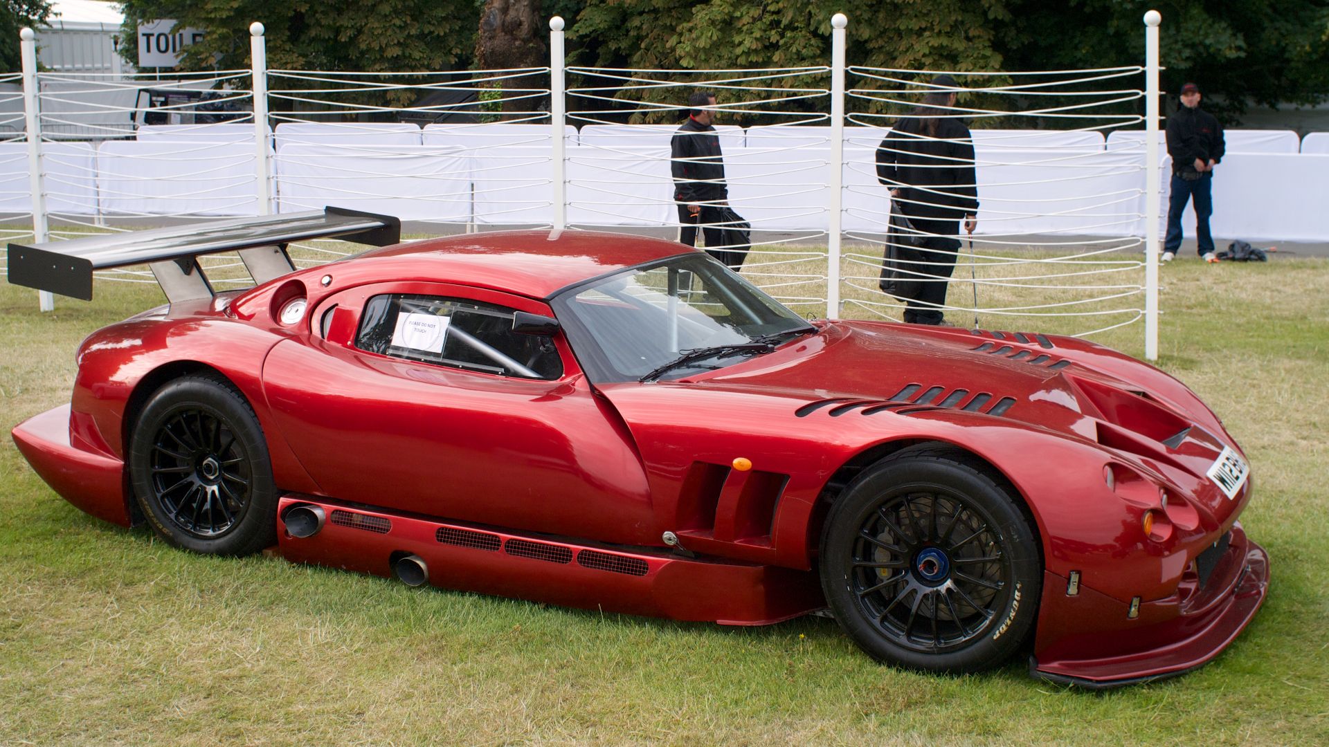 File:1997 TVR Cerbera Speed 12 (14365252789).jpg