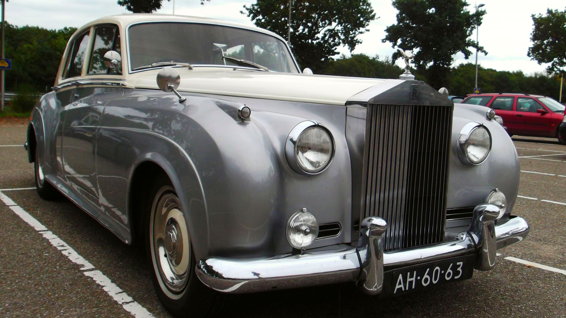 File:Rolls-Royce Silver Cloud II (37431083191).jpg