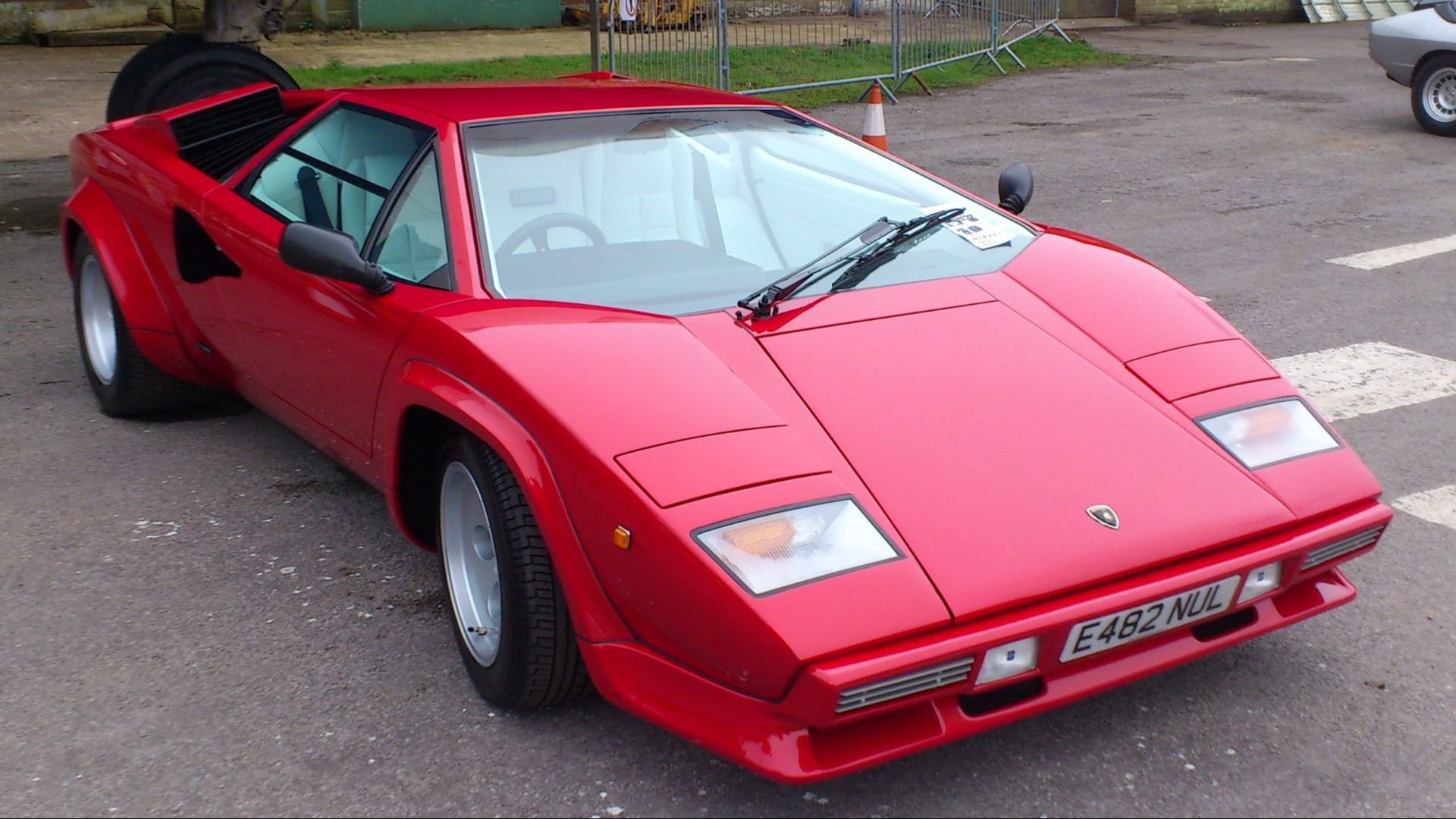 File:Lamborghini Countach (7170965606).jpg