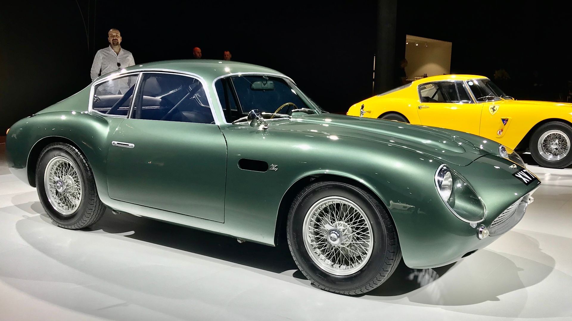 File:Aston Martin DB4 GT Zagato (Ank kumar, Infosys Limited) 17.jpg