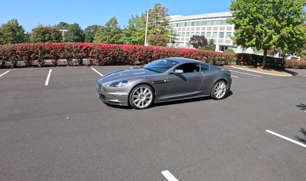 2006 Aston Martin DBS – Casino Royale (2006)