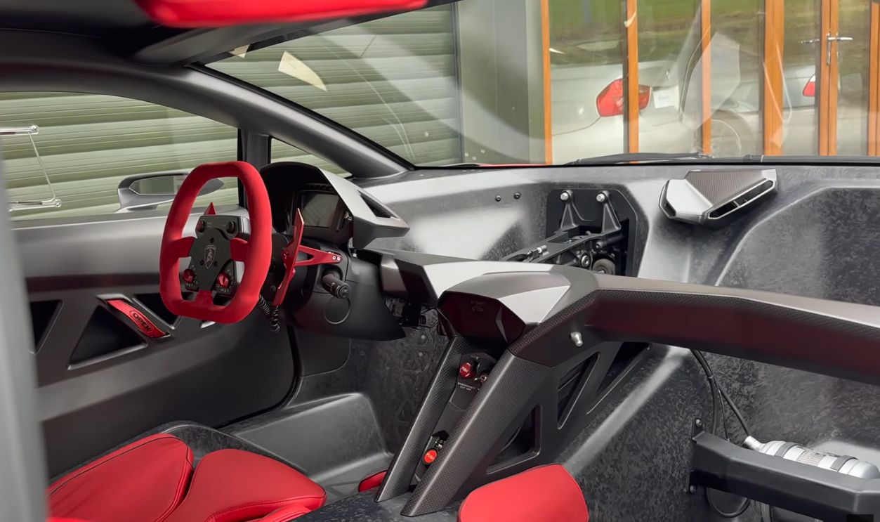 Lamborghini Sesto Elemento