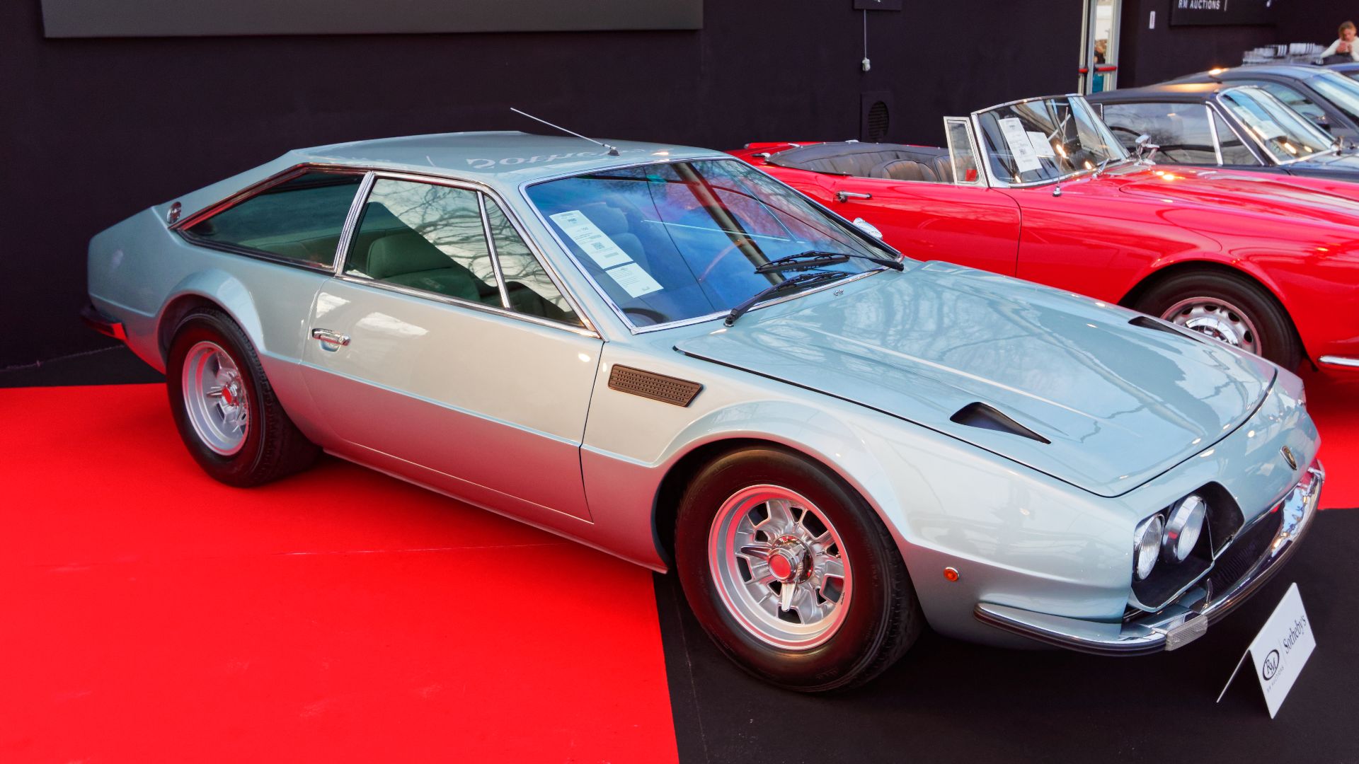File:RM Sotheby’s 2017 - Lamborghini Jarama 400 GT - 1970 - 002.jpg
