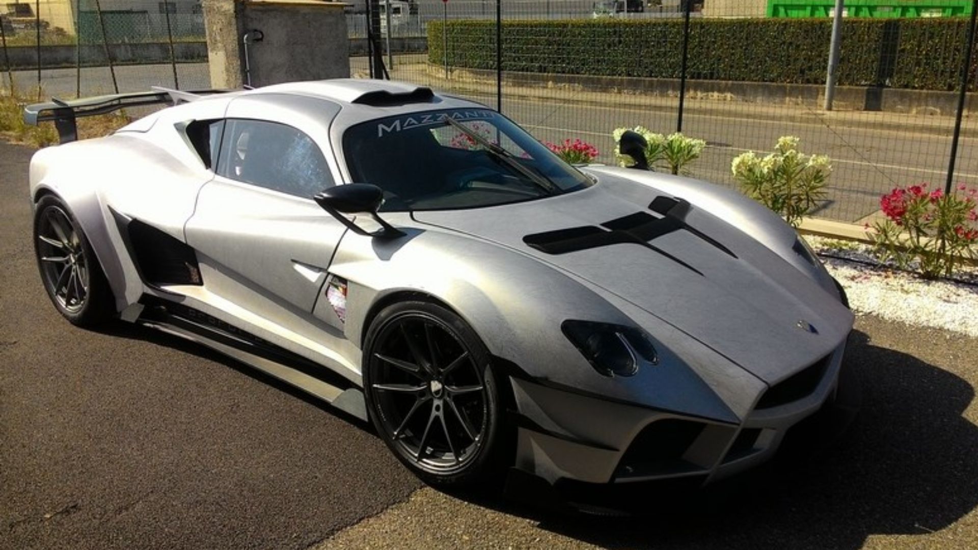 File:Mazzanti Evantra Millecavalli.jpg