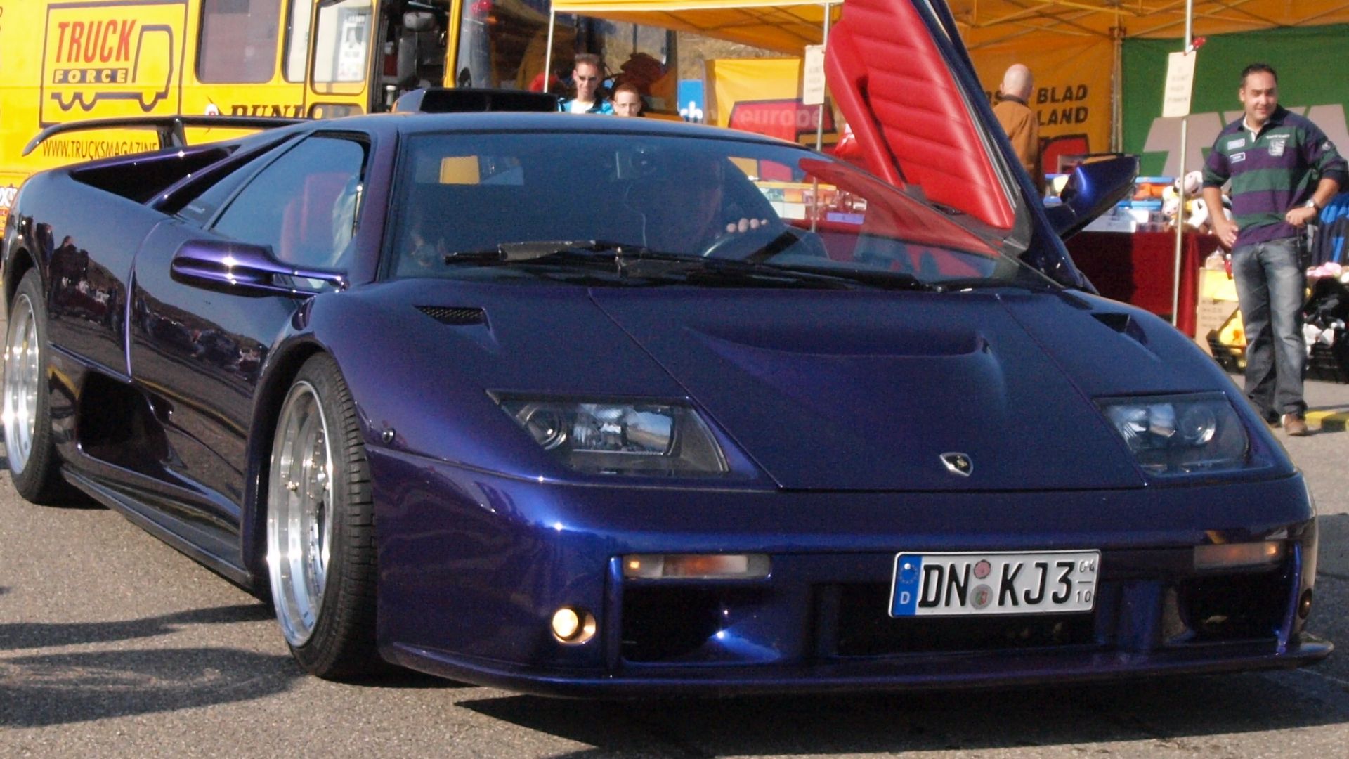 File:2000 Lamborghini Diablo GT, German registration DN KJ3.jpg