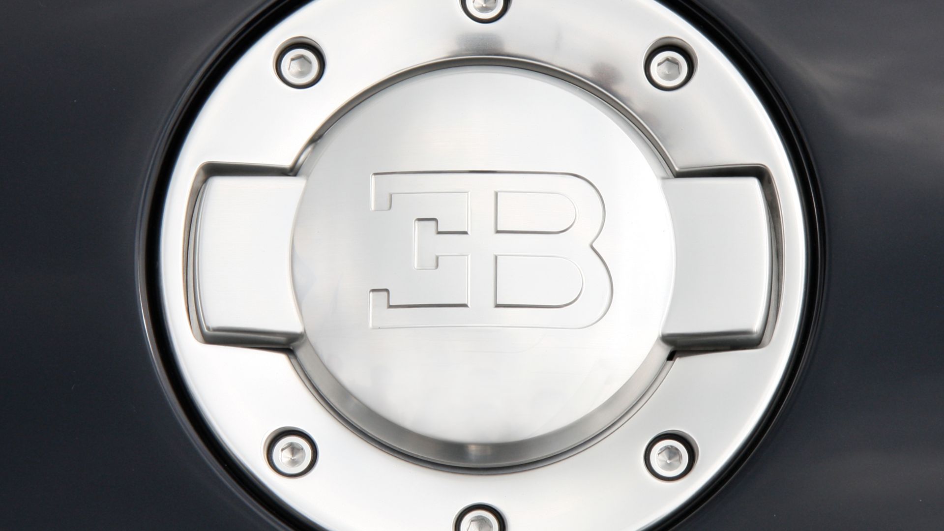 File:Bugatti Veyron Gas Cap EB - Ettore Bugatti.jpg