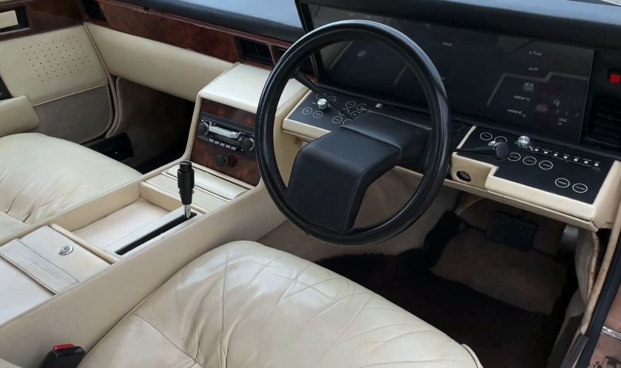 Aston Martin Lagonda