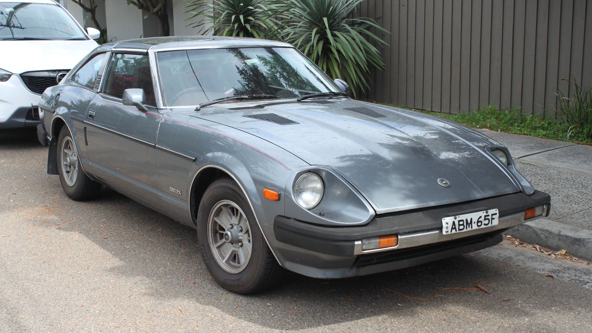 File:1981 Datsun 280ZX (S130) hatchback (25294906554).jpg