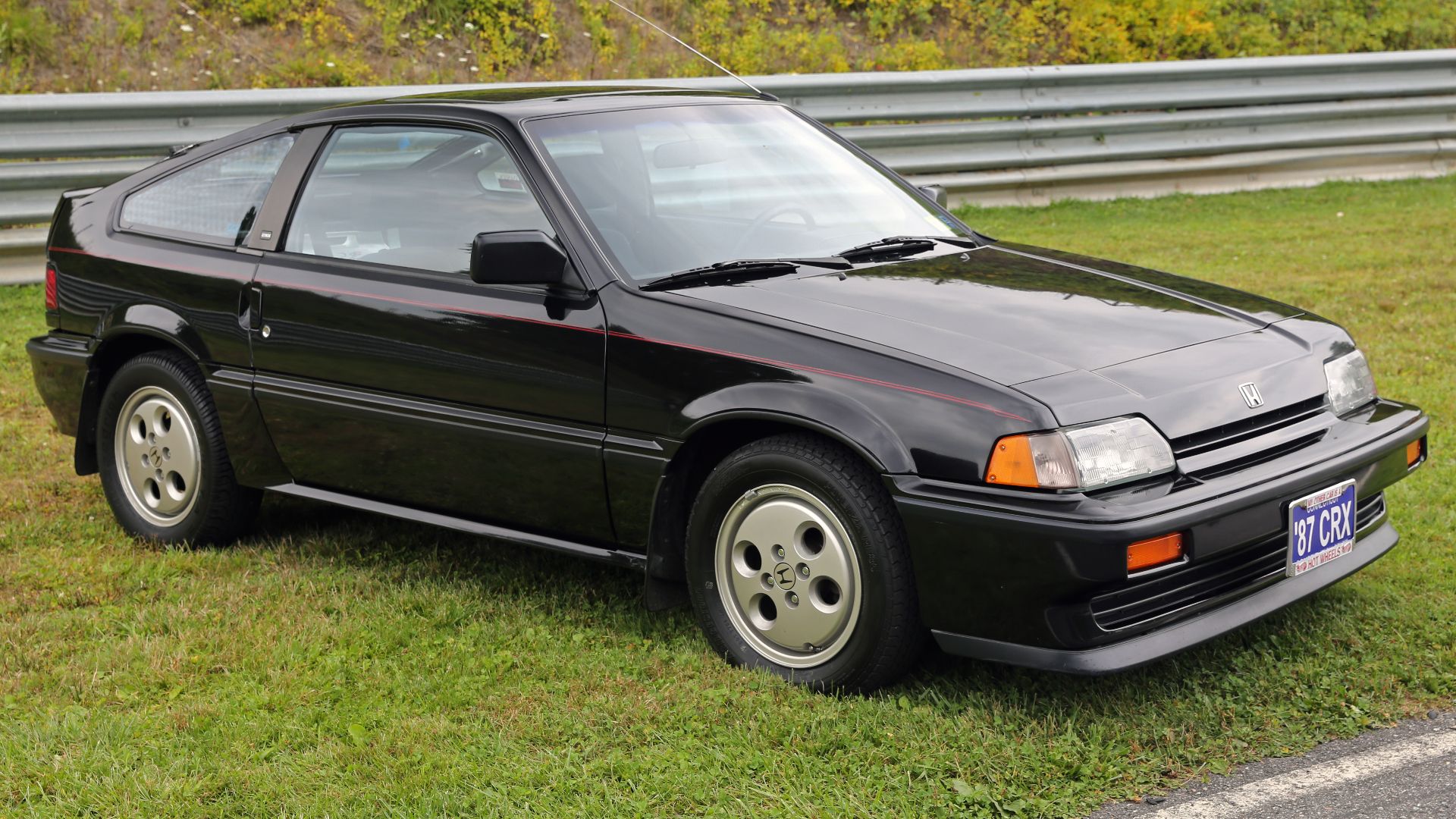 File:1987 Honda CRX Si, front right (Lime Rock).jpg