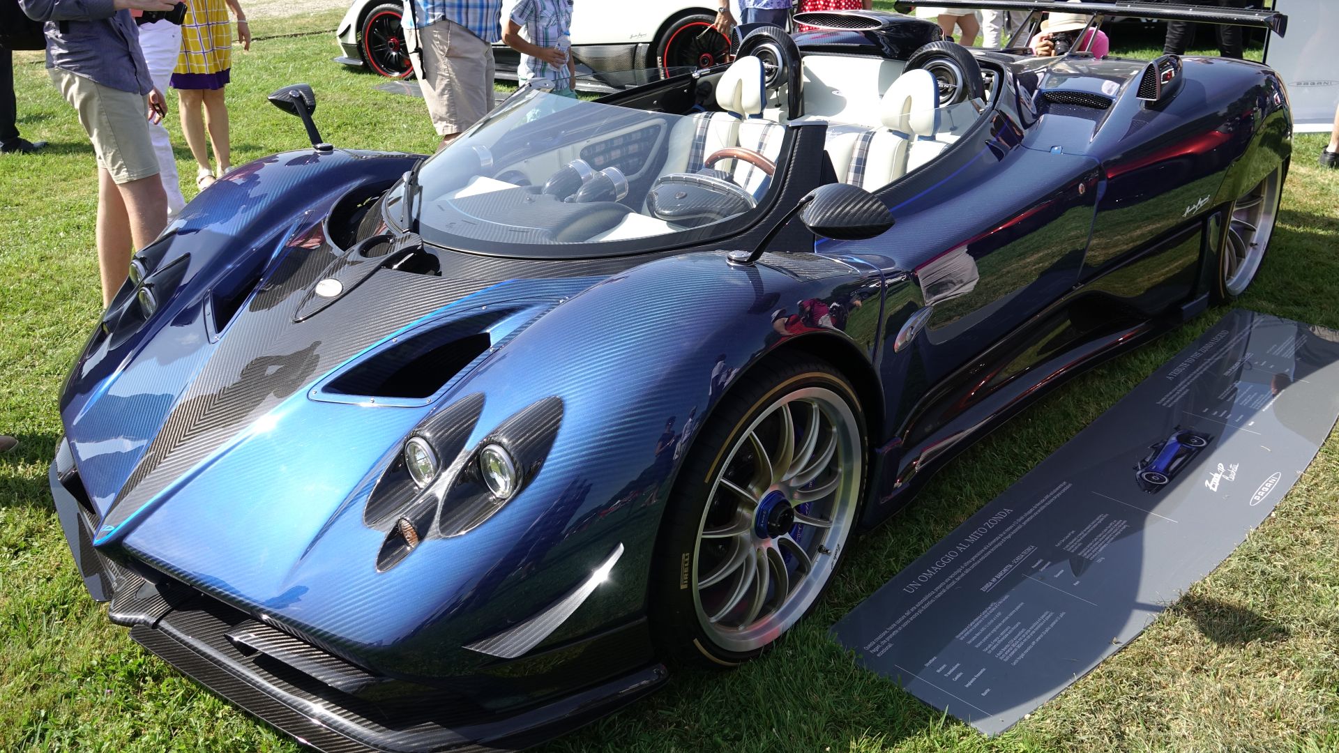 File:Pagani Zonda HP Barchetta.jpg